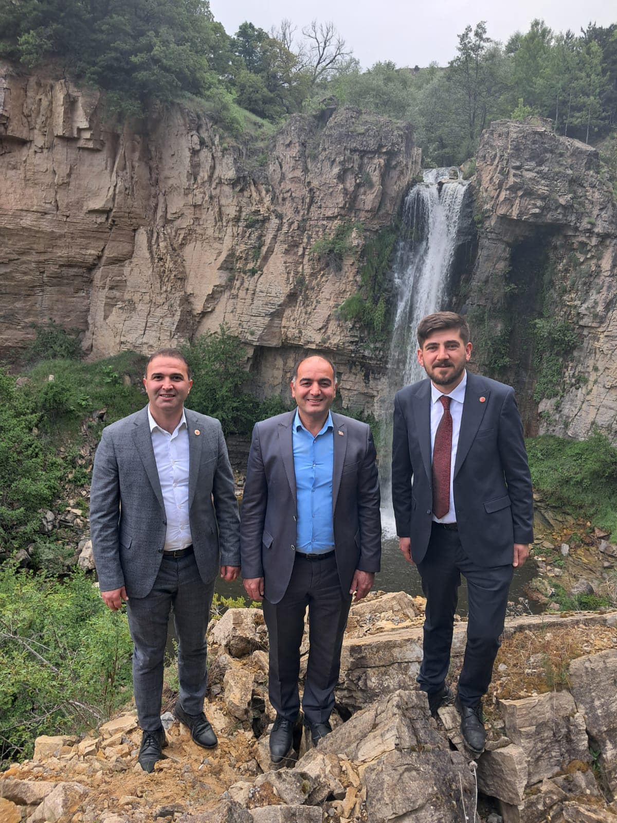 ŞELALEMİZ VE DİPSİZ GÖLÜMÜZÜ TURİZME KAZANDIRACAĞIZ